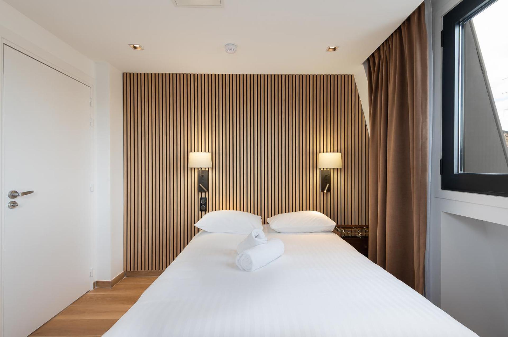 Les Hcr Aparthotel 4*