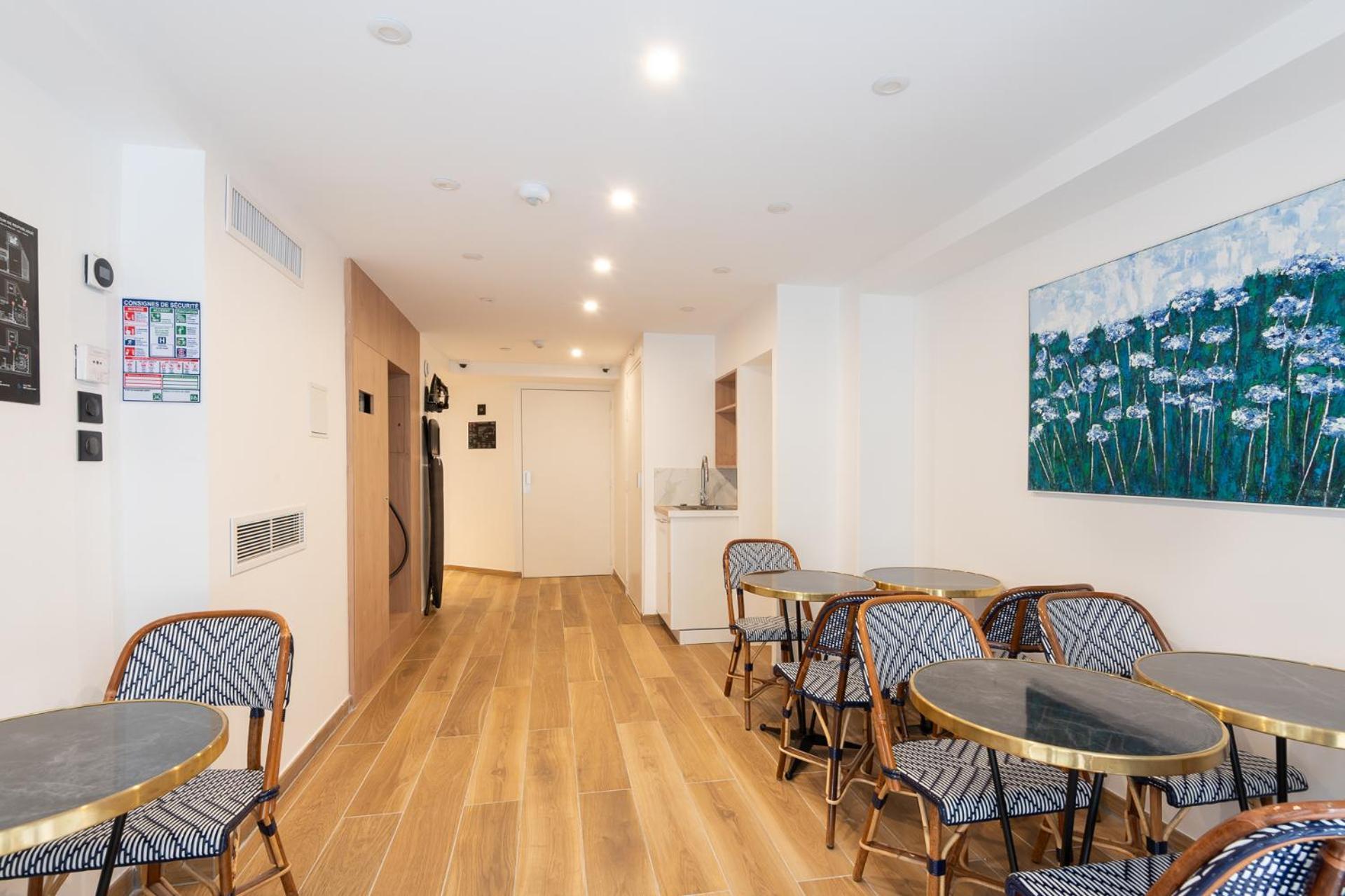 Aparthotel Les Hcr 4*